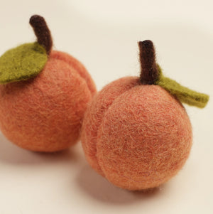 Ga. Peach Wool Cat Toy